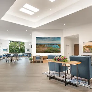 Hotel Coast Tsawwassen